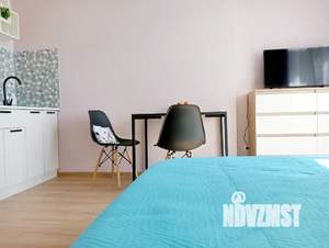 Студия квартира, посуточно, 27м2, 19/19 этаж