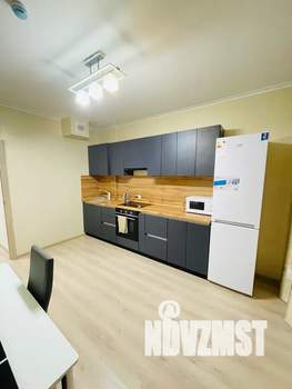 1-к квартира, посуточно, 41м2, 1/25 этаж