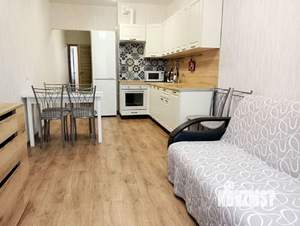 1-к квартира, посуточно, 44м2, 1/1 этаж