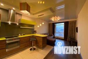 2-к квартира, посуточно, 67м2, 21/25 этаж