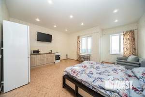 Студия квартира, посуточно, 40м2, 25/26 этаж