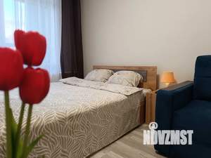 1-к квартира, посуточно, 42м2, 4/9 этаж