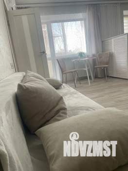2-к квартира, посуточно, 46м2, 3/5 этаж