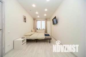 1-к квартира, посуточно, 40м2, 22/26 этаж