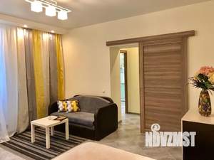 1-к квартира, посуточно, 40м2, 2/17 этаж