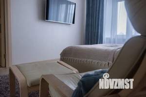 1-к квартира, посуточно, 43м2, 7/9 этаж