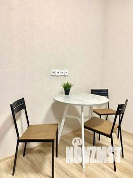 1-к квартира, посуточно, 35м2, 10/25 этаж