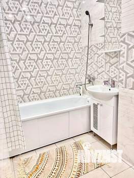 1-к квартира, посуточно, 43м2, 1/1 этаж