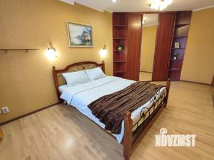 2-к квартира, посуточно, 55м2, 1/1 этаж