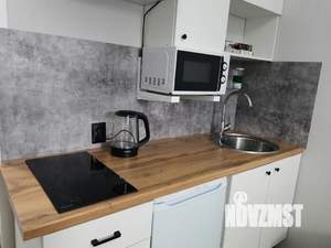 Студия квартира, посуточно, 16м2, 1/19 этаж