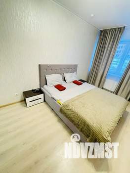 1-к квартира, посуточно, 41м2, 1/25 этаж