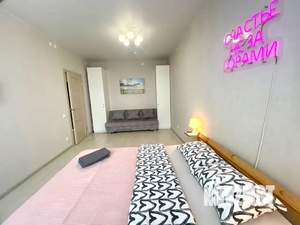 1-к квартира, посуточно, 37м2, 26/26 этаж