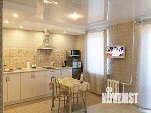 1-к квартира, посуточно, 49м2, 1/1 этаж