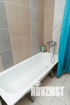 Студия квартира, посуточно, 45м2, 20/25 этаж