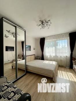 1-к квартира, посуточно, 37м2, 3/4 этаж