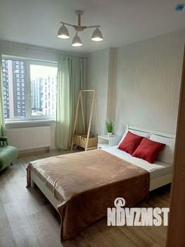 2-к квартира, посуточно, 60м2, 7/25 этаж