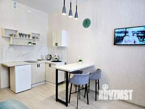 1-к квартира, посуточно, 37м2, 1/17 этаж
