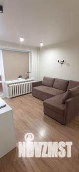 1-к квартира, посуточно, 35м2, 1/9 этаж