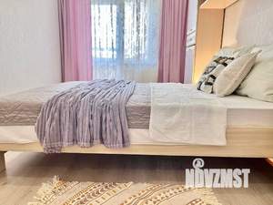 1-к квартира, посуточно, 43м2, 1/1 этаж