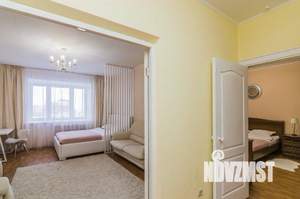 2-к квартира, посуточно, 70м2, 1/1 этаж