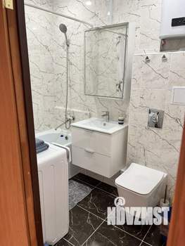 1-к квартира, посуточно, 37м2, 22/25 этаж