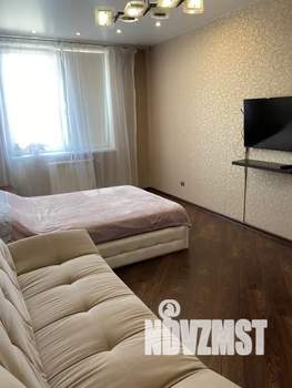 1-к квартира, посуточно, 50м2, 3/25 этаж