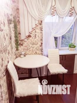 2-к квартира, посуточно, 44м2, 4/5 этаж