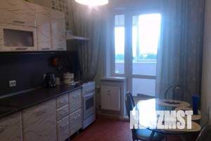 1-к квартира, посуточно, 43м2, 9/16 этаж