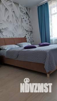 1-к квартира, посуточно, 35м2, 20/25 этаж