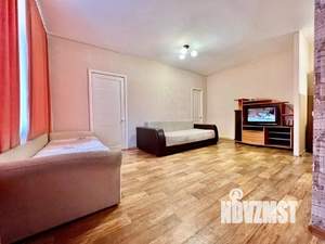 1-к квартира, посуточно, 45м2, 1/1 этаж