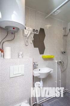 Студия квартира, посуточно, 15м2, 2/5 этаж