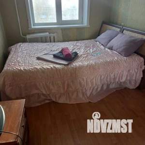 1-к квартира, посуточно, 46м2, 1/1 этаж