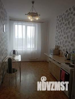 1-к квартира, посуточно, 40м2, 5/16 этаж