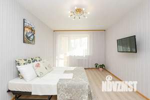 1-к квартира, посуточно, 42м2, 4/5 этаж