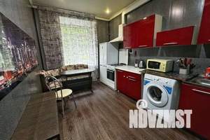 1-к квартира, посуточно, 38м2, 1/3 этаж