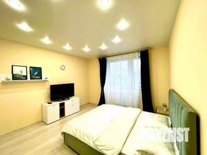 1-к квартира, посуточно, 38м2, 6/20 этаж