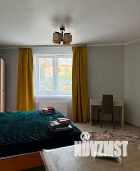 Студия квартира, посуточно, 32м2, 1/20 этаж