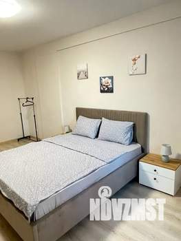 1-к квартира, посуточно, 45м2, 3/25 этаж