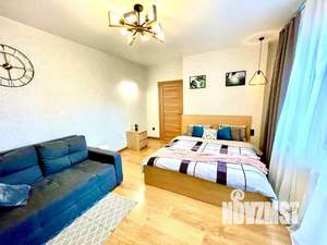 1-к квартира, посуточно, 38м2, 5/8 этаж