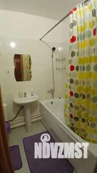 Студия квартира, посуточно, 32м2, 2/8 этаж