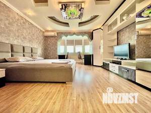 3-к квартира, посуточно, 90м2, 1/1 этаж