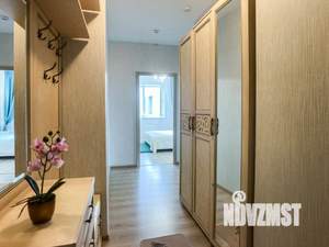 1-к квартира, посуточно, 66м2, 1/1 этаж