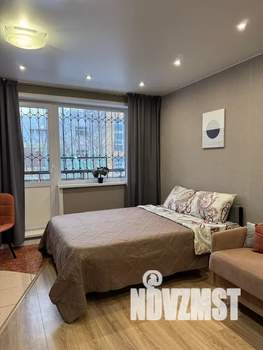 Студия квартира, посуточно, 38м2, 2/5 этаж