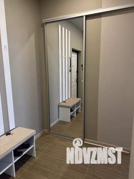 1-к квартира, посуточно, 38м2, 1/25 этаж