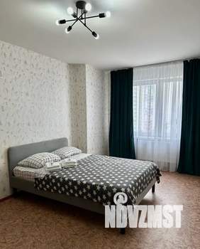 1-к квартира, посуточно, 35м2, 8/25 этаж