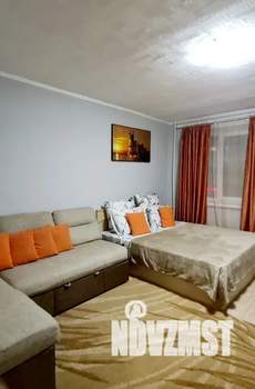 1-к квартира, посуточно, 39м2, 3/10 этаж