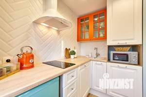 Студия квартира, посуточно, 33м2, 3/5 этаж