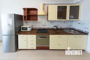 2-к квартира, посуточно, 58м2, 1/1 этаж