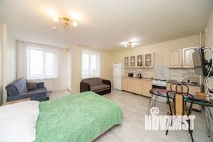 Студия квартира, посуточно, 32м2, 17/25 этаж