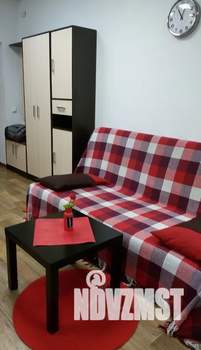 Студия квартира, посуточно, 30м2, 11/18 этаж